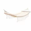 Hamac 1 place écru en coton avec franges et barres en bois, toile suspendue extérieur